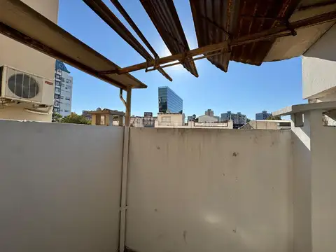 Av Del Libertador 800, Piso 1