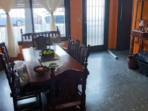 Oportunidad! valor m2 u$s 1048 Venta PH 3 amb Pompeya