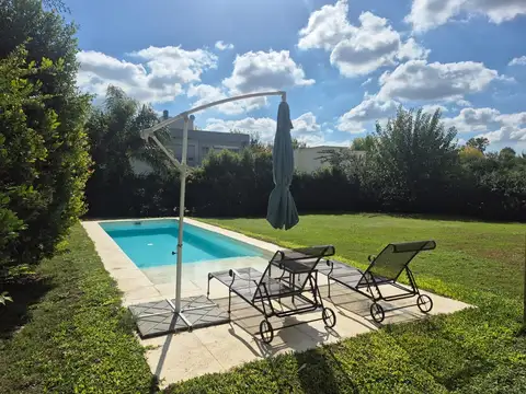 Barrio Los Eucaliptus, Haras De Santa Maria