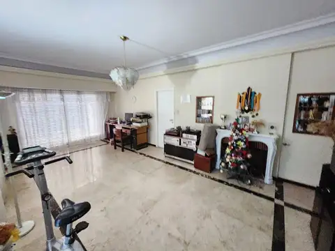 Casa en Venta en Villa Luzuriaga, USD 280.000