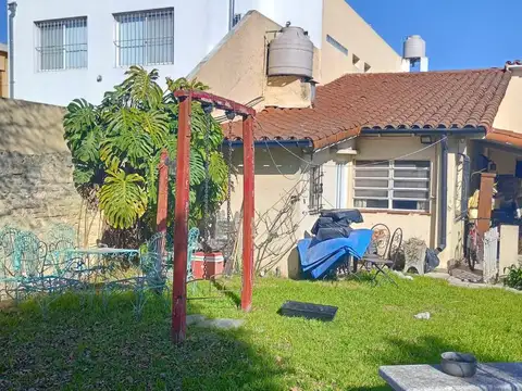 TERRENO EN VENTA SOBRE ALFREDO GUIDO  al 3700