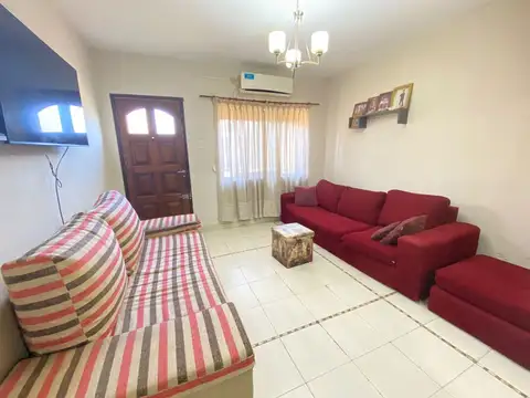 CASA EN VENTA - LOS HORNOS