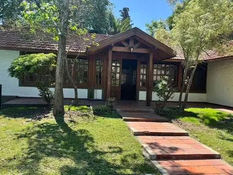 Venta Casa quinta en 9 de Abril