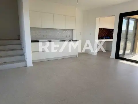 VENTA DE CASA 2 DORMITORIOS ETAPA LAGUNAS-CHOCON