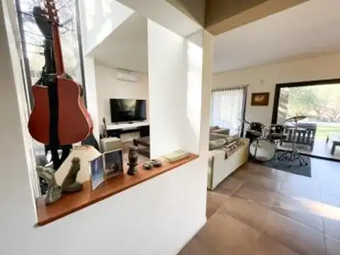 Casa en Venta en Barrio Cerrado "El Bosque"
