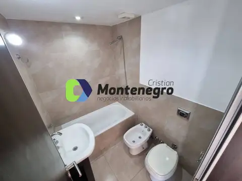 Calle 149 1100, Piso 1