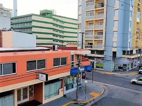 Lebensohn 100, Piso 2°