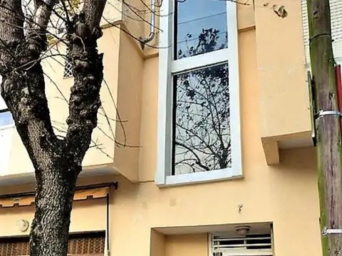 Lebensohn 100, Piso 2°
