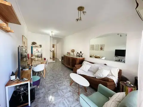 Depto Tipo Casa en Venta de 4 ambientes