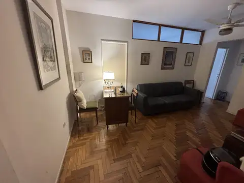 Centro Venta 2 amb al frente con balcón apto profesional o vivienda, ideal Renta Temporaria, zona turística