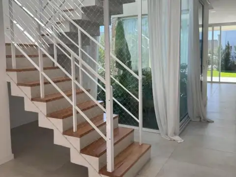 Casa en Alquiler en Nordelta Las Tipas, USD 2.700