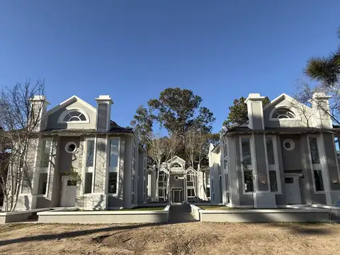 Triplex 3 Dormitorios en Venta en Pinamar Zona Dúplex