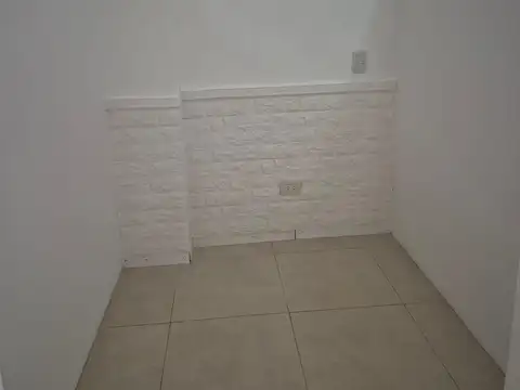 Local en Alquiler en Malaver, $ 500.000