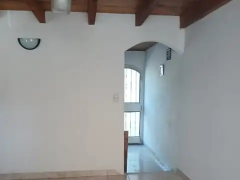 Casa en Alquiler en Victoria, $ 300.000