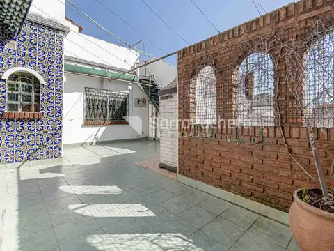 Depto Tipo Casa en Venta en Ramos Mejía Sur, USD 74.000