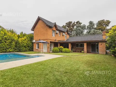 CASA EN VENTA EN BARRIO SEPTIEMBRE - MAROTO PROPIEDADES