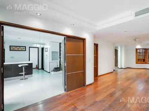 Casa 4 ambientes con 3 baños
