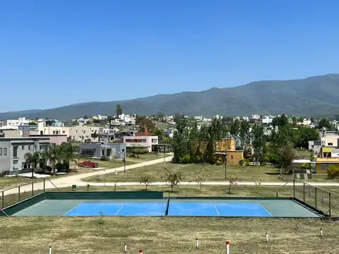 Country Loma Linda 100