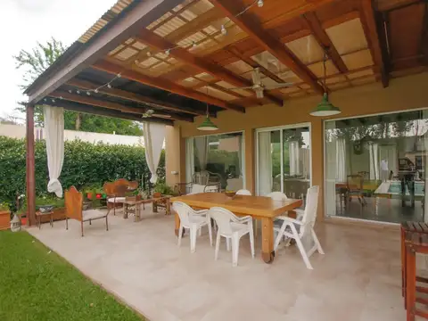 Casa en Venta de 3 dormitorios