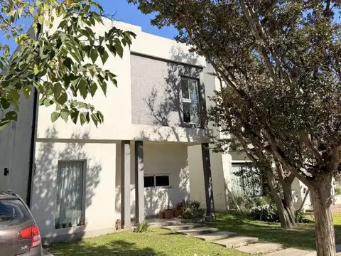 Casa en Venta Barrio el Sauce, Muñiz