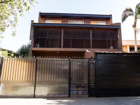 Casa en Venta en Temperley, USD 157.000