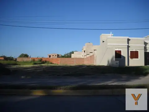 Avenida Lisandro de la Torre e/ Almafuerte y Brandsen