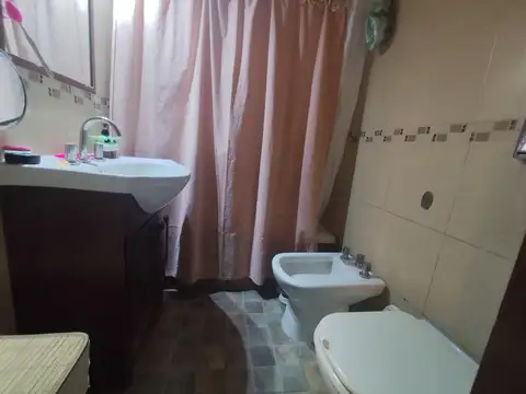 Depto Tipo Casa en Venta 40 años