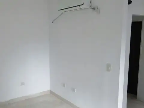 Oficina en Alquiler en Muñiz, $ 1.400.000