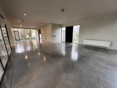 Casa en Alquiler de 3 dormitorios