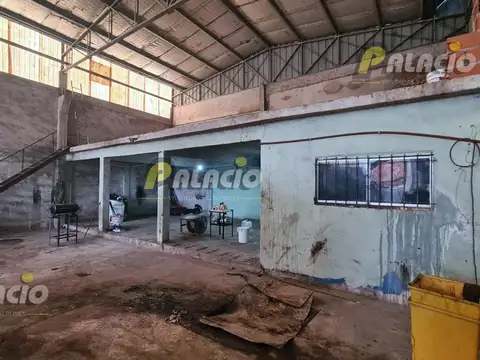 Galpon en Venta en Loma Hermosa, USD 295.000