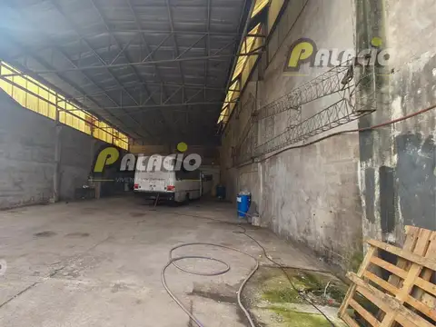 Galpon en Venta en Loma Hermosa, USD 295.000