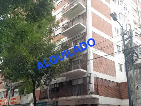 DEPTO 3 AMB C/BALCON Y COCHERA