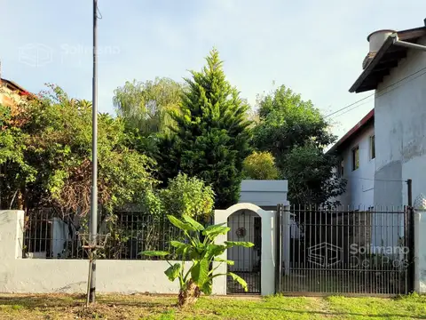 Casa en Venta con 3 cocheras