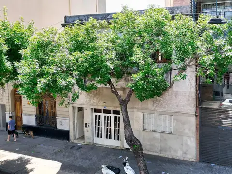 Depto Tipo Casa en Venta de 6 ambientes