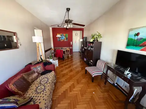 Emilio Mitre 100, Piso 8