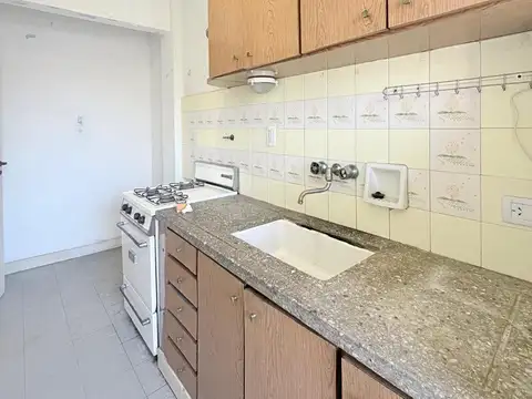 DOS AMBIENTES EN VENTA EN EL EDIFICIO A BARRIO PIEDRABUENA