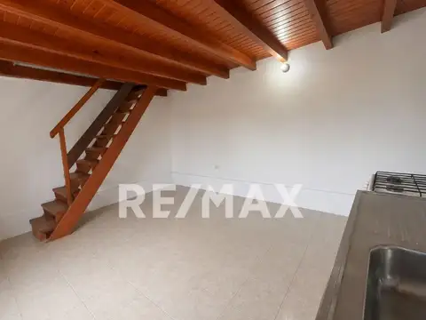 Depto Tipo Casa en Alquiler de 2 dormitorios