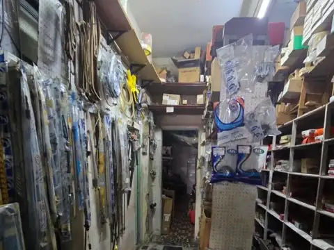 Local en Alquiler en Lomas De Zamora, $ 650.000