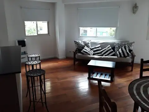 Mansilla 2700, Piso 2