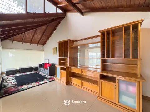 Casa 10 ambientes con 8 baños