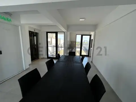 8 e /34 y 35 100, Piso 132