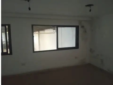 Vde. 2 GALPONES, terreno de 20*34 m2 en Bqueras