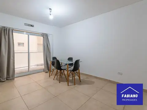 Del Valle Iberlucea  al 4400