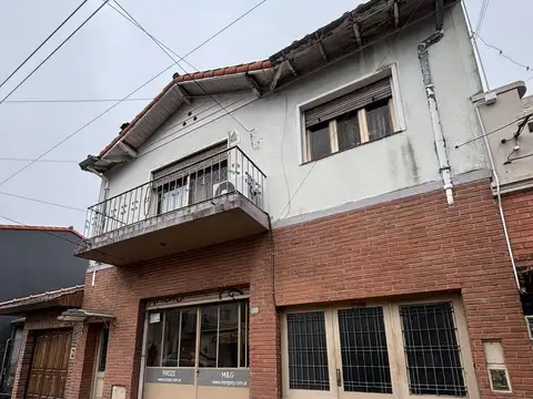 Galpon en Venta 8  mts Frente