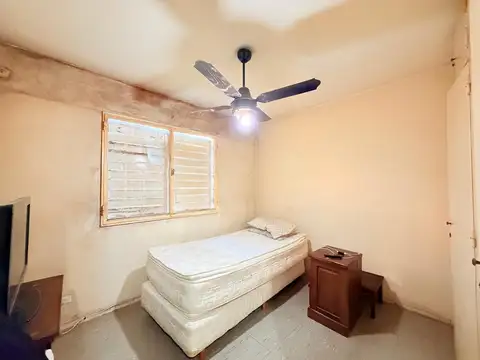 CUATRO AMBIENTES EN VENTA EN BARRIO CASTRO