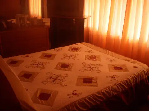 VENTA HERMOSO CHALET EN PUNTA MOGOTES