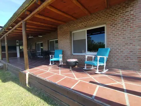 Calle los Pomelos 100