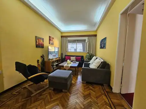 Depto Tipo Casa 5 ambientes con 2 baños
