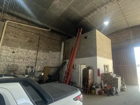 Galpón en Bella Vista