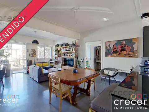 Venta departamento 3 ambientes con balcon refaccionado a nuevo 2do piso por escalera en Chacarita